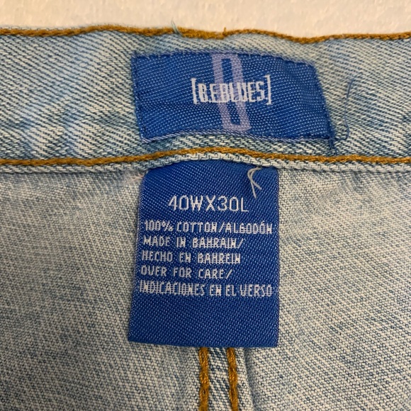 B. E. Blues, washed jeans.  Straight leg, 40W.  Button waist & zipper fly. - Picture 4 of 5